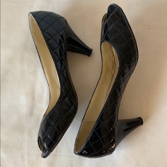 Mossimo Quilted Patent Leather Pumps - Picture 2 of 6